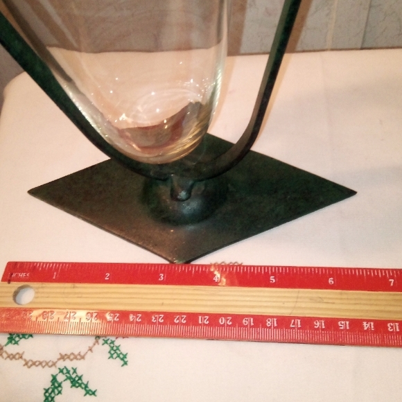 Vintage Wrought Iron Floating Vase Group - Picture 16 of 16